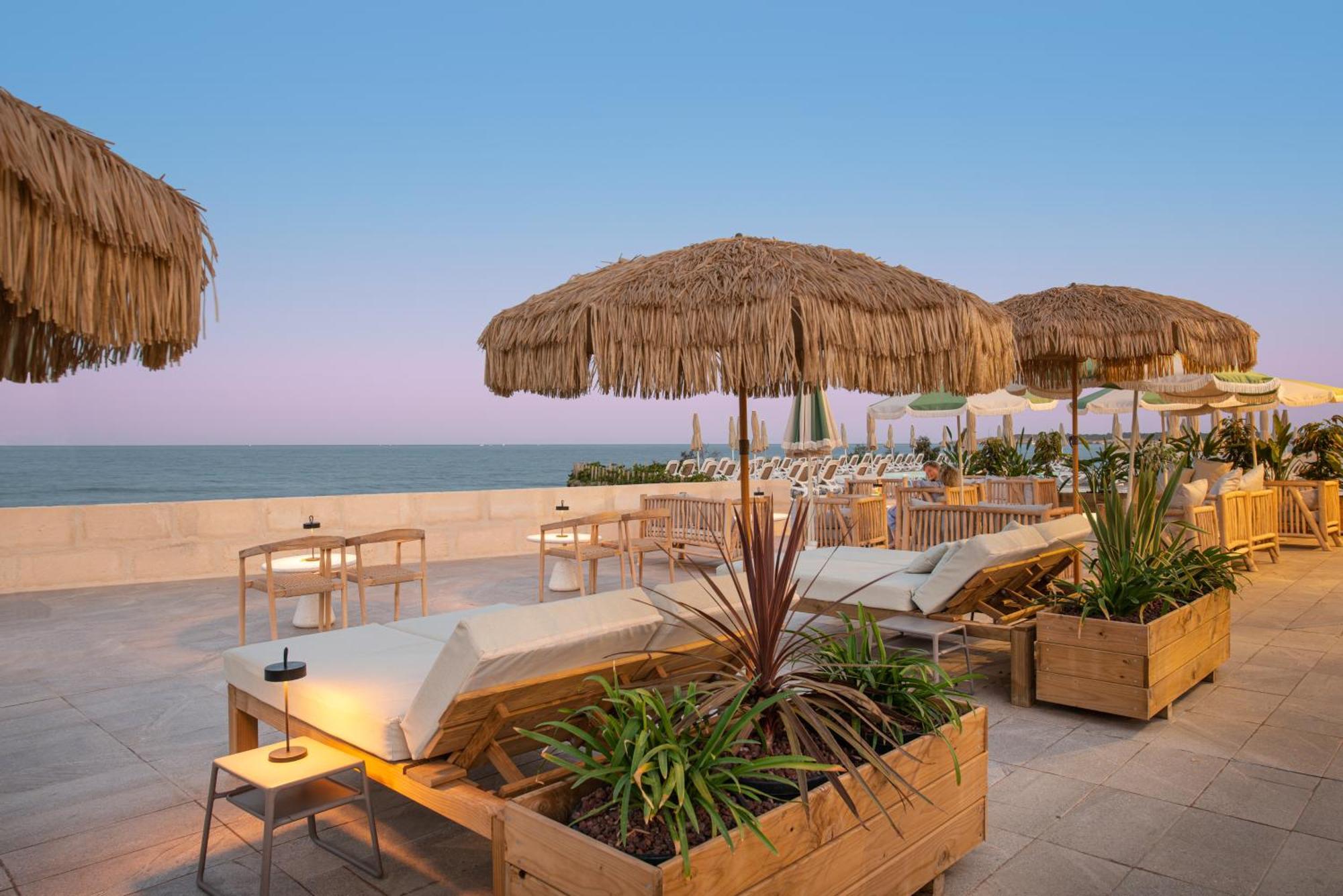 Hotel Atolon & Kaafu Beach Club Cala Bona  Exterior foto